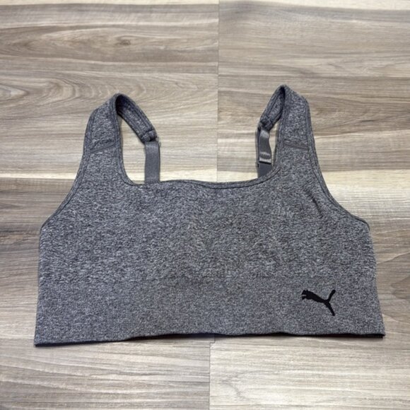 🏴 Puma Gray Seamless Sports Bra size medium - Picture 3 of 6